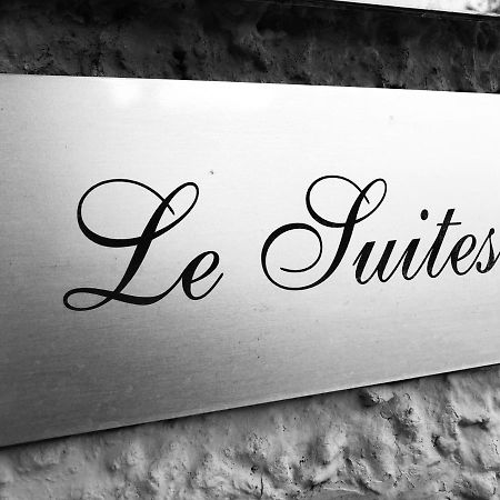 Le Suites - Di Fronte Ospedale Sacro Cuore เนกรา ภายนอก รูปภาพ