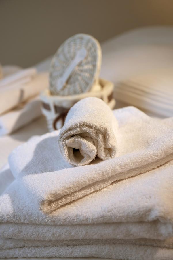 Le Suites - Di Fronte Ospedale Sacro Cuore เนกรา ภายนอก รูปภาพ