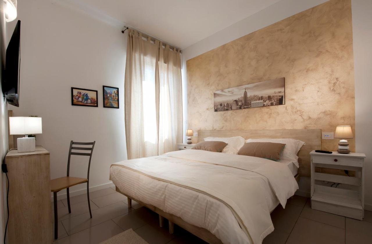 Le Suites - Di Fronte Ospedale Sacro Cuore เนกรา ภายนอก รูปภาพ